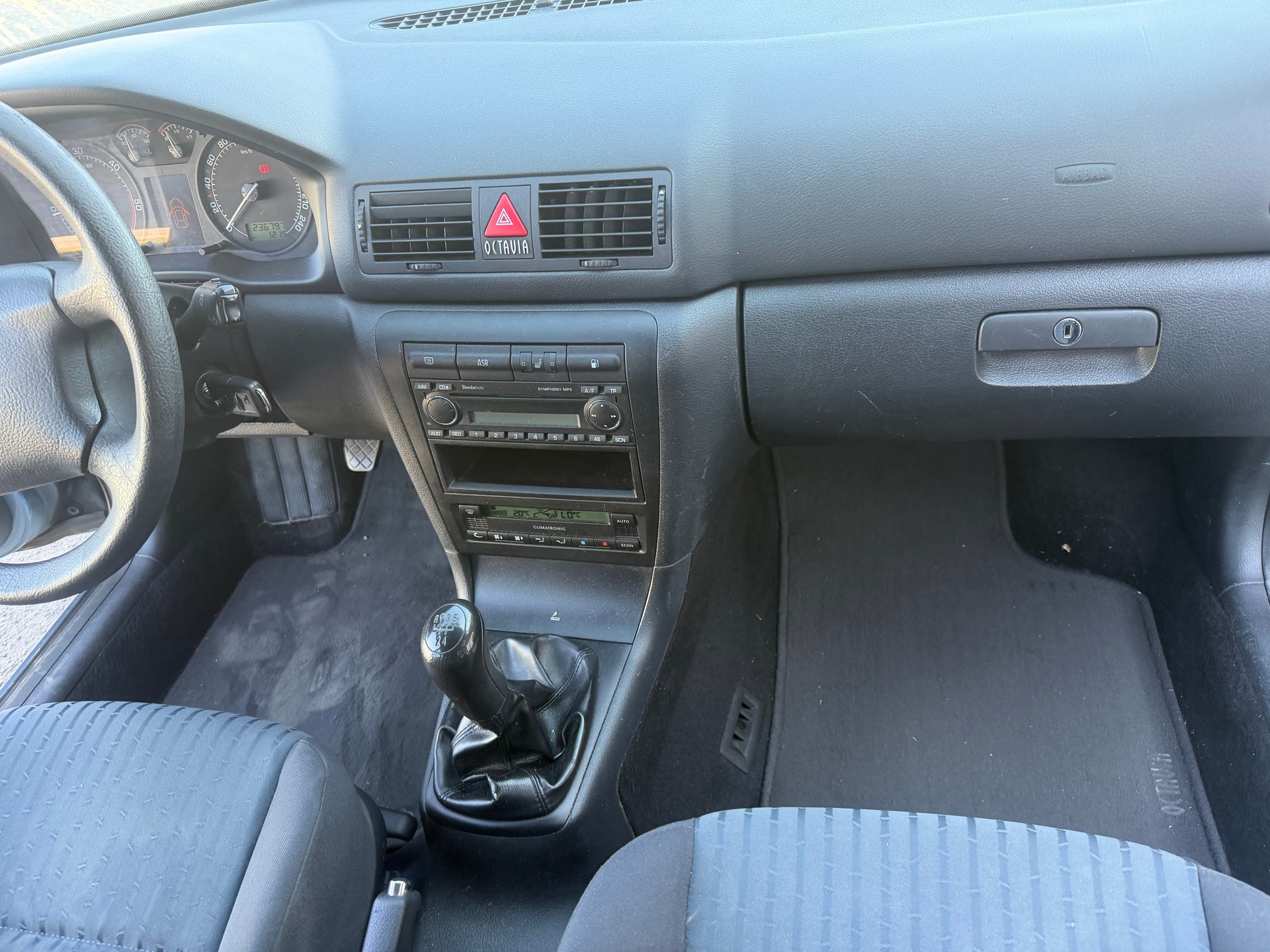 SKODA Octavia 1.9 TDI Tour-image-5