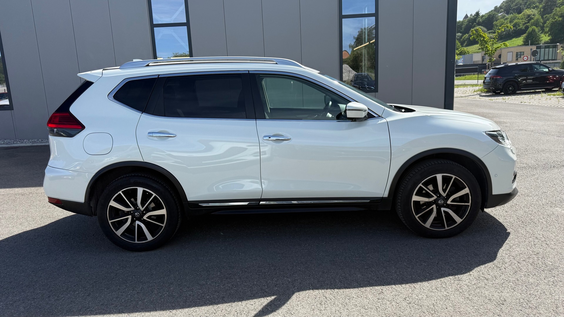 NISSAN X-Trail 1.7 dCi tekna Xtronic CVT ALL-MODE 4x4-image-2