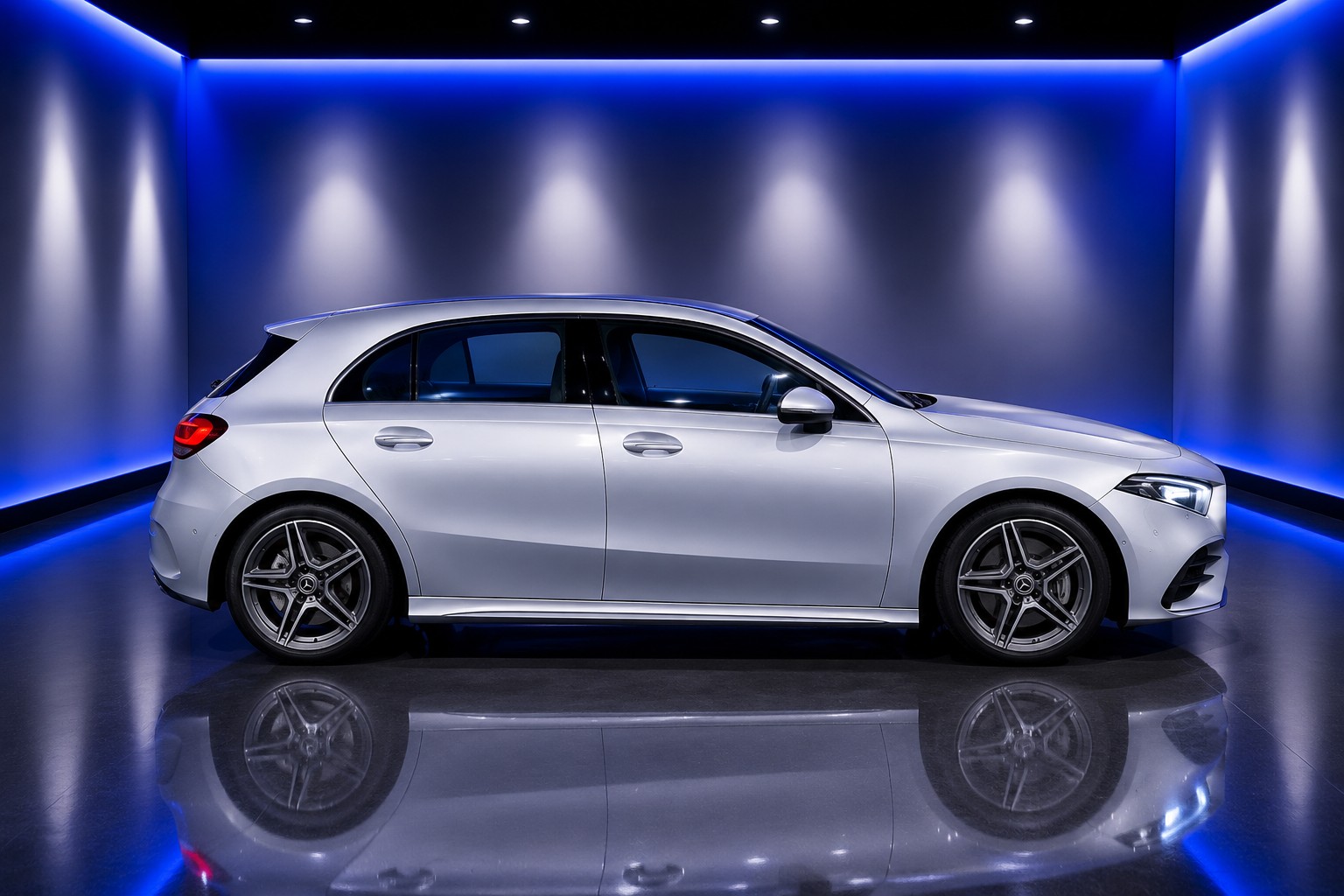 MERCEDES-BENZ A 250-image-5