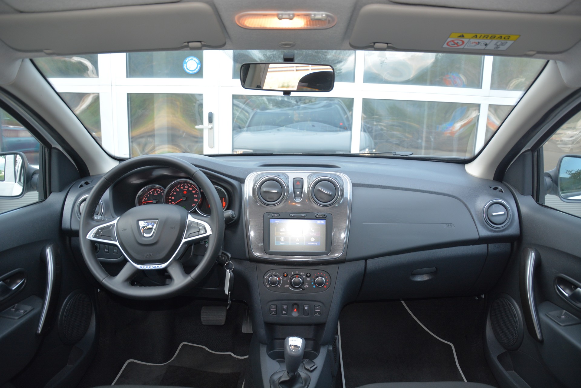 DACIA Sandero TCe 90 Stepway Unlimited 2 Automatic-image-4