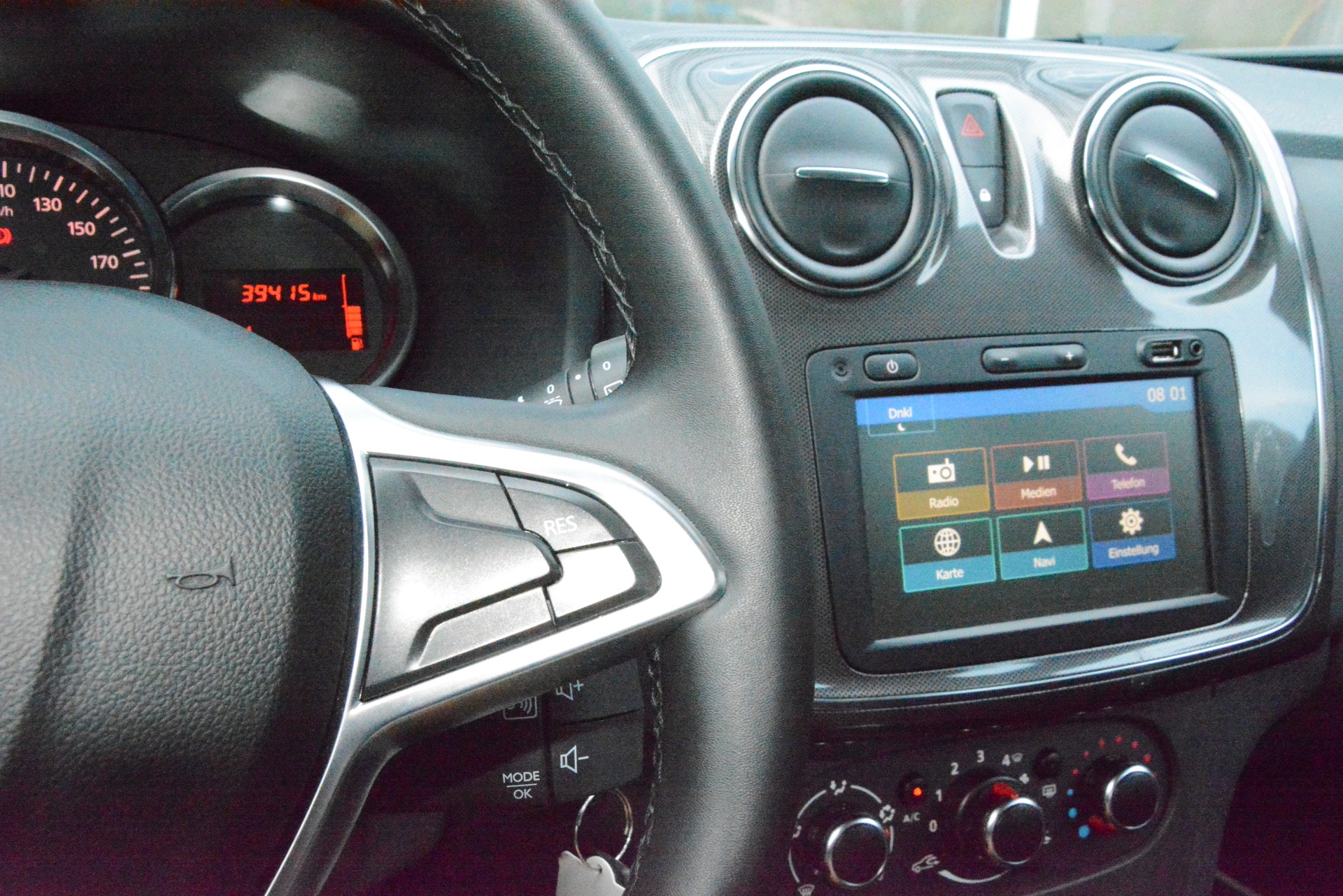 DACIA Sandero TCe 90 Stepway Unlimited 2 Automatic-image-12