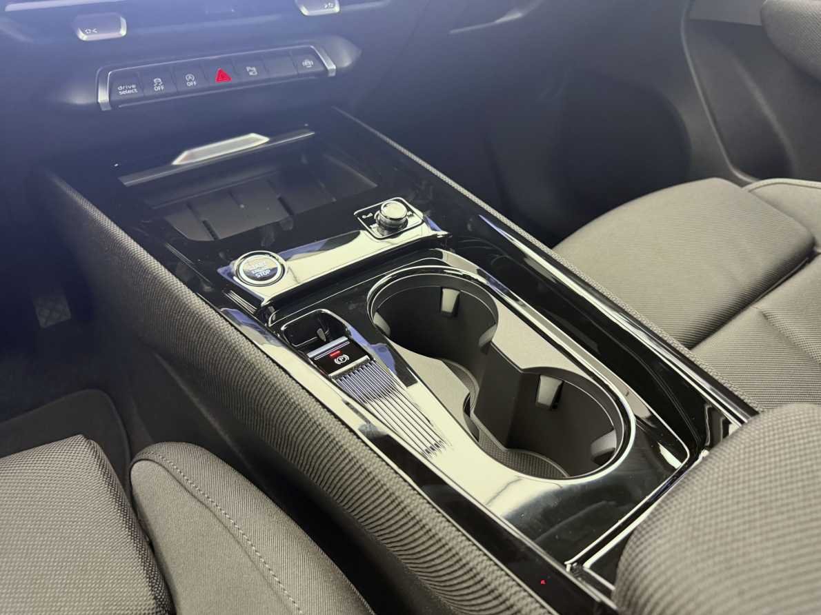 AUDI Q3 SUV 110 kW TFSI S tronic-image-12