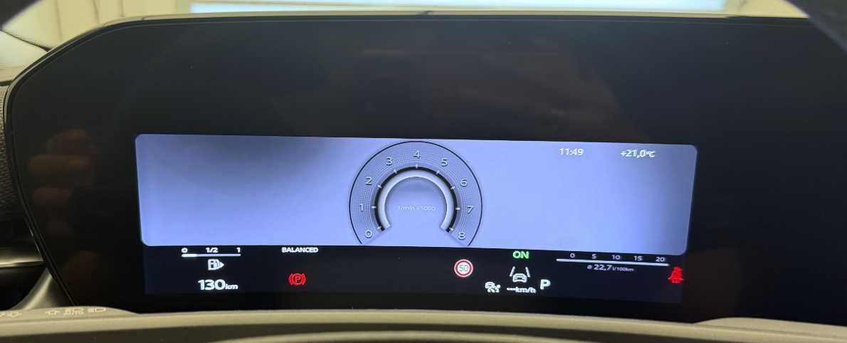 AUDI Q3 SUV 110 kW TFSI S tronic-image-8