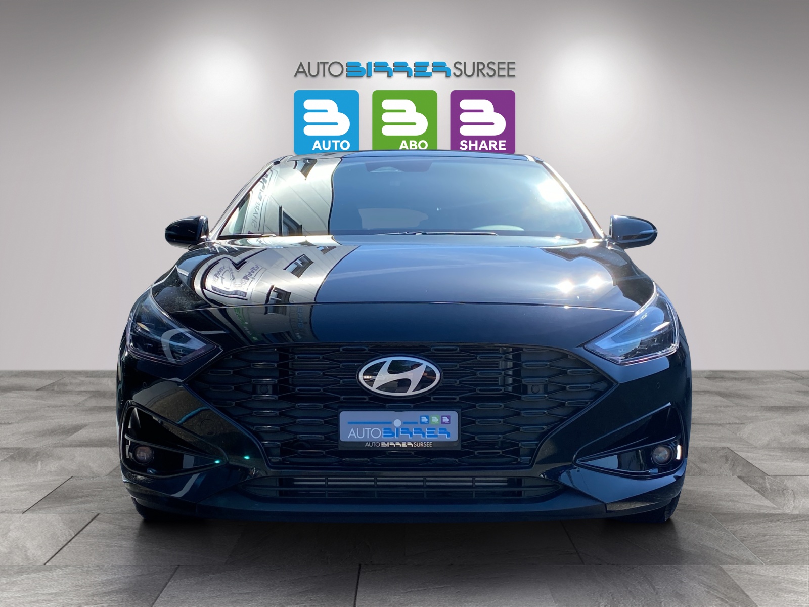 HYUNDAI i30 1.5 T-GDi Amplia-image-1