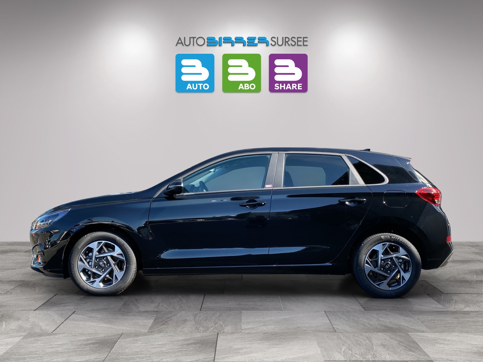 HYUNDAI i30 1.5 T-GDi Amplia-image-7