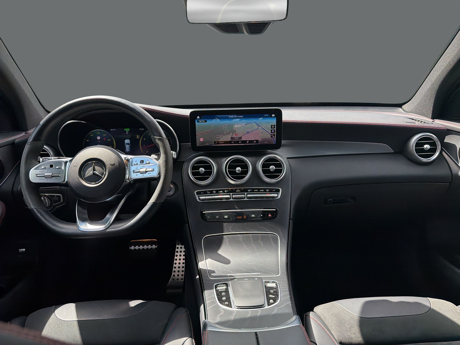 MERCEDES-BENZ GLC 200 AMG Line Plus 4M-image-12