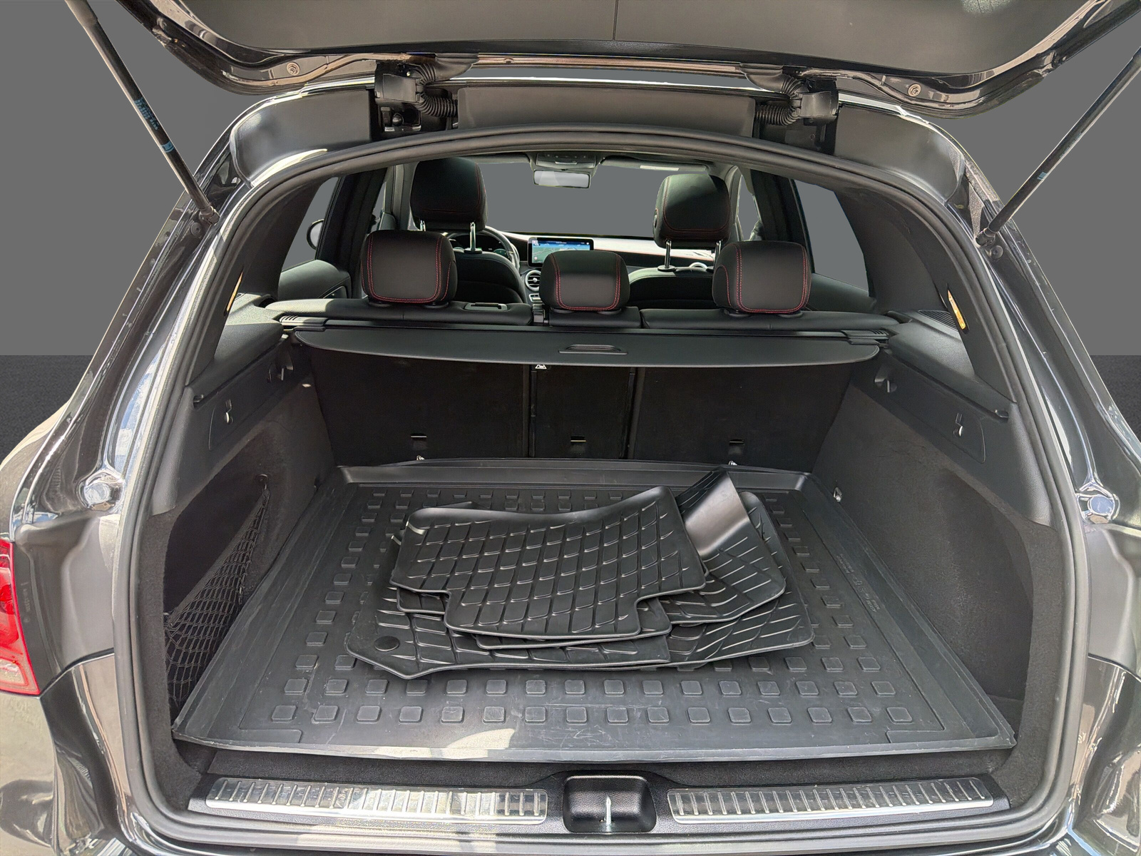 MERCEDES-BENZ GLC 200 AMG Line Plus 4M-image-18