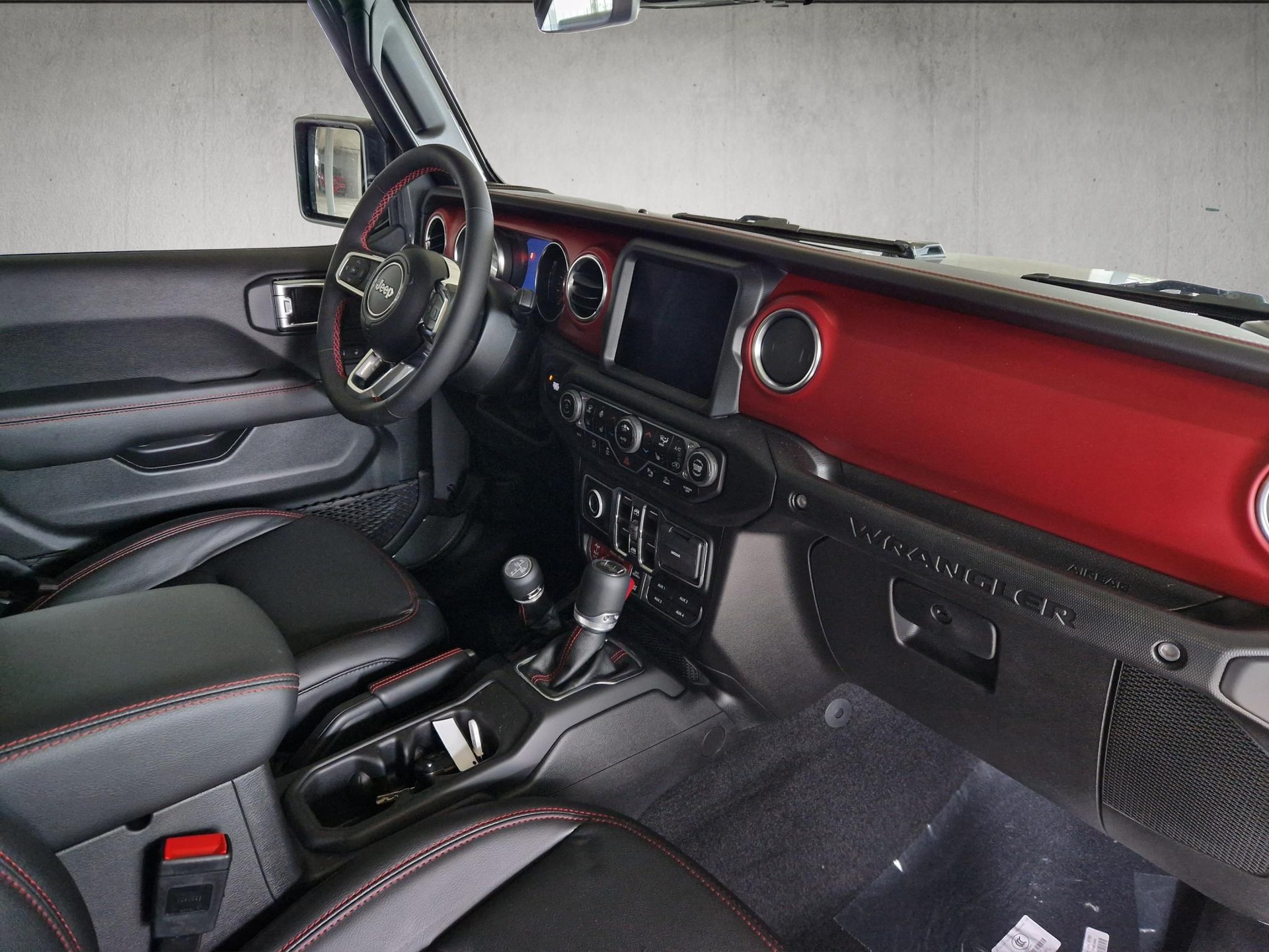 JEEP Wrangler 2.0 Turbo Rubicon Unlimited-image-12