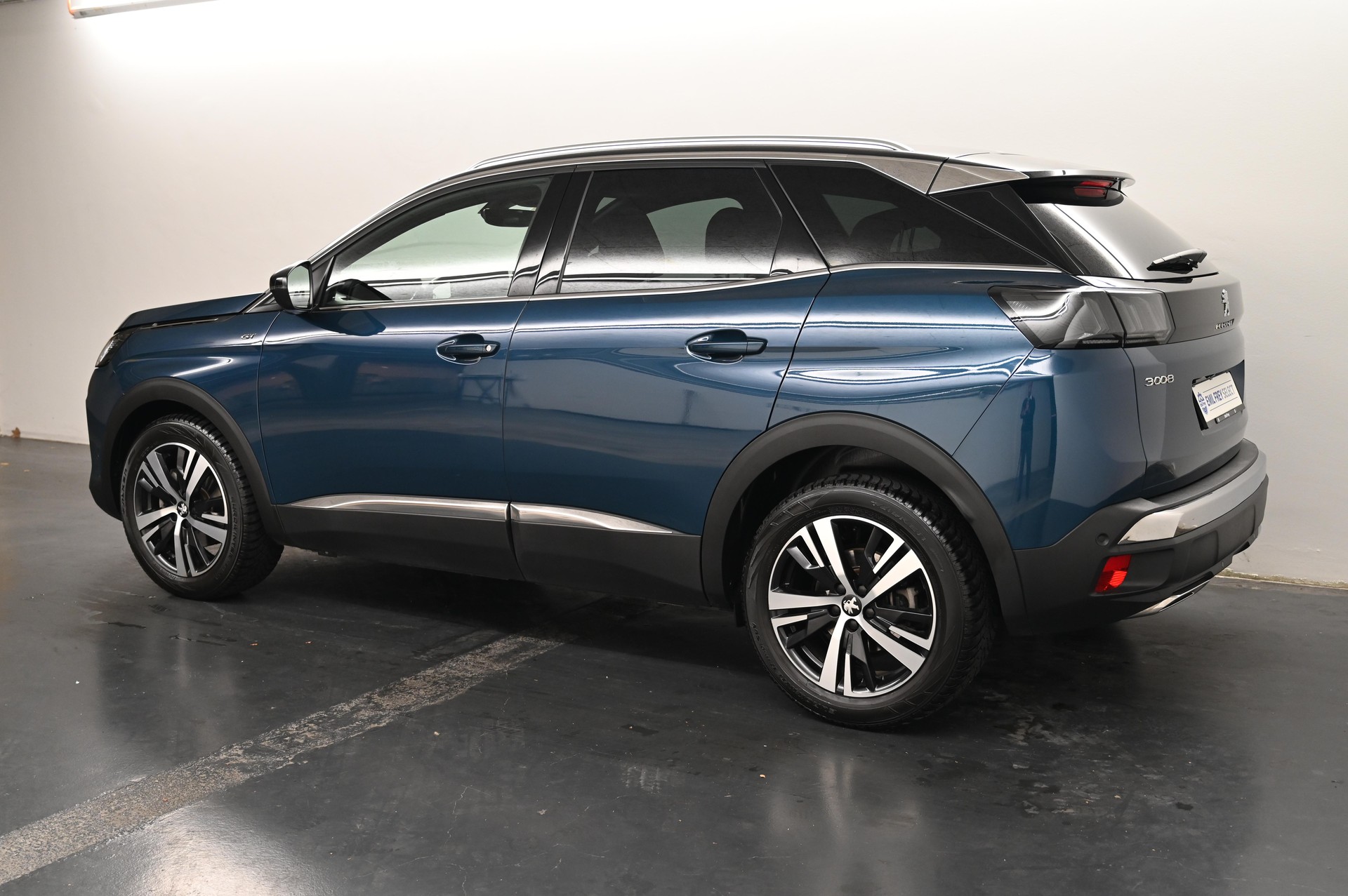 PEUGEOT 3008 1.2 PureTech GT Pack-showroom-element-3
