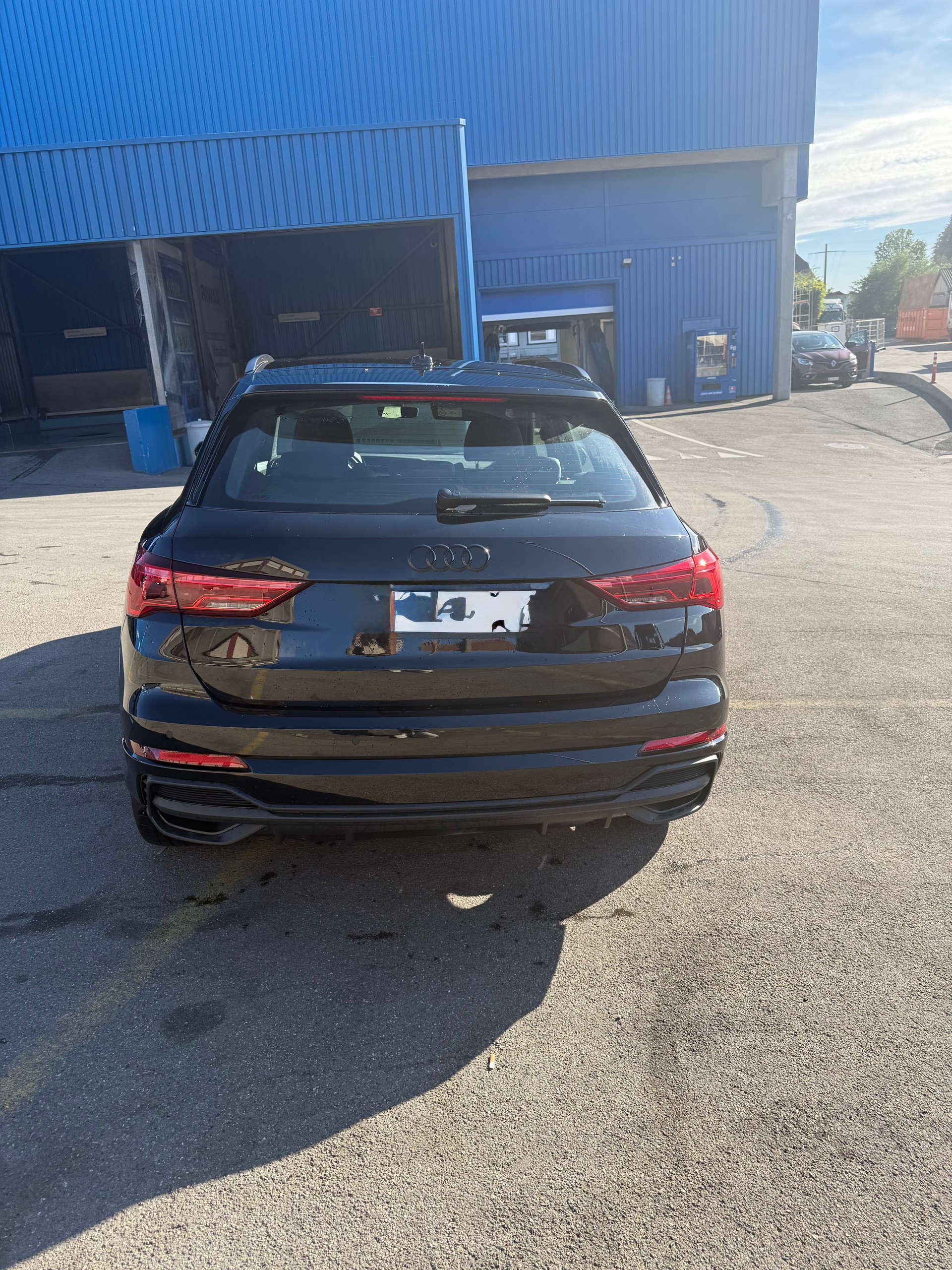 AUDI 1.5 35 TFSI S line Attraction S-Tronic-image-3