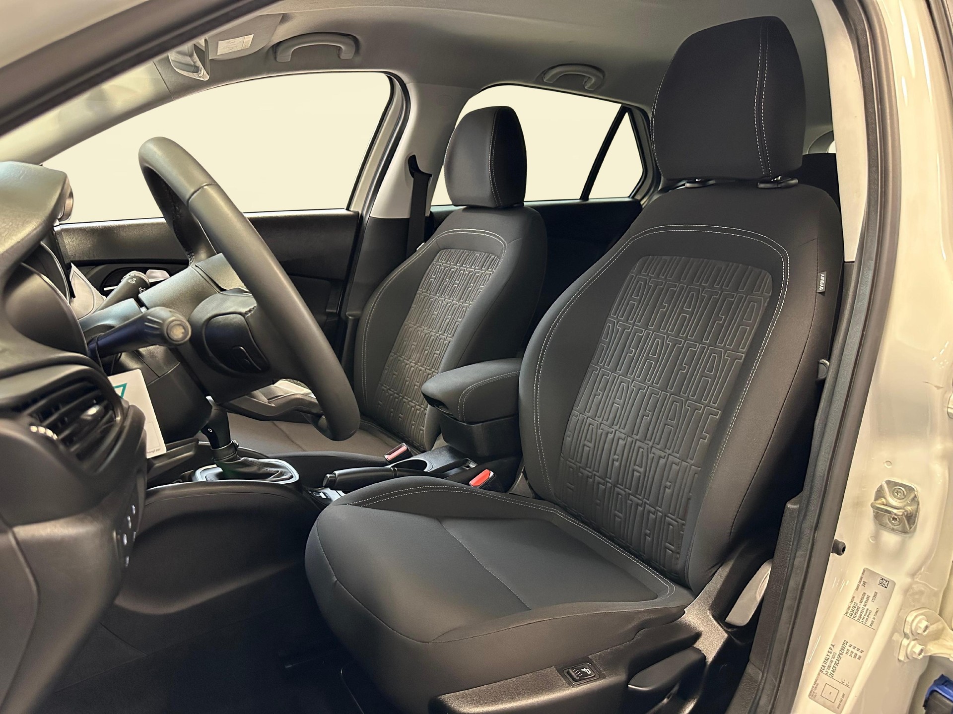 FIAT Tipo SW 1.5 Hybrid Swiss Edition-image-4