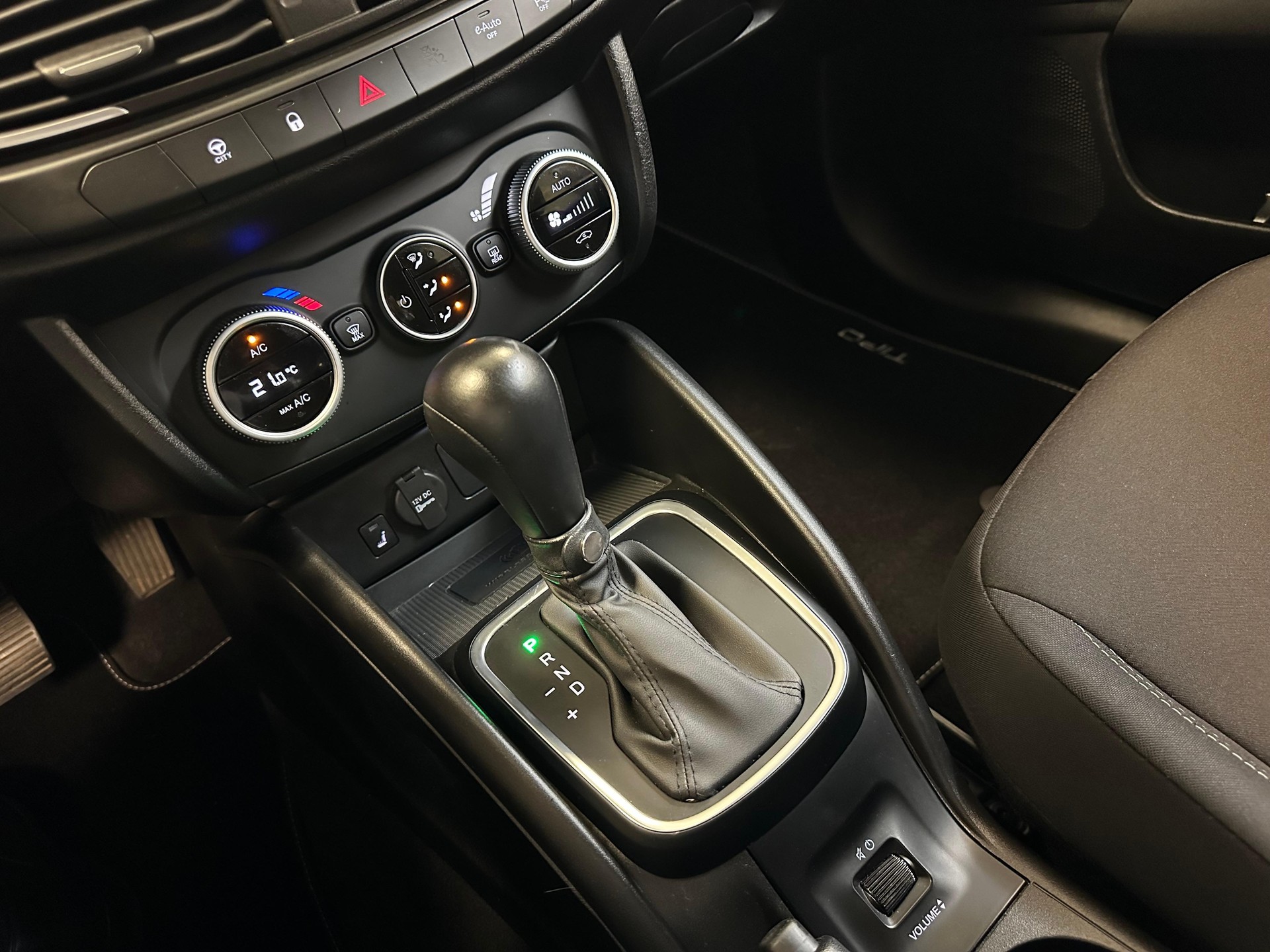 FIAT Tipo SW 1.5 Hybrid Swiss Edition-image-8