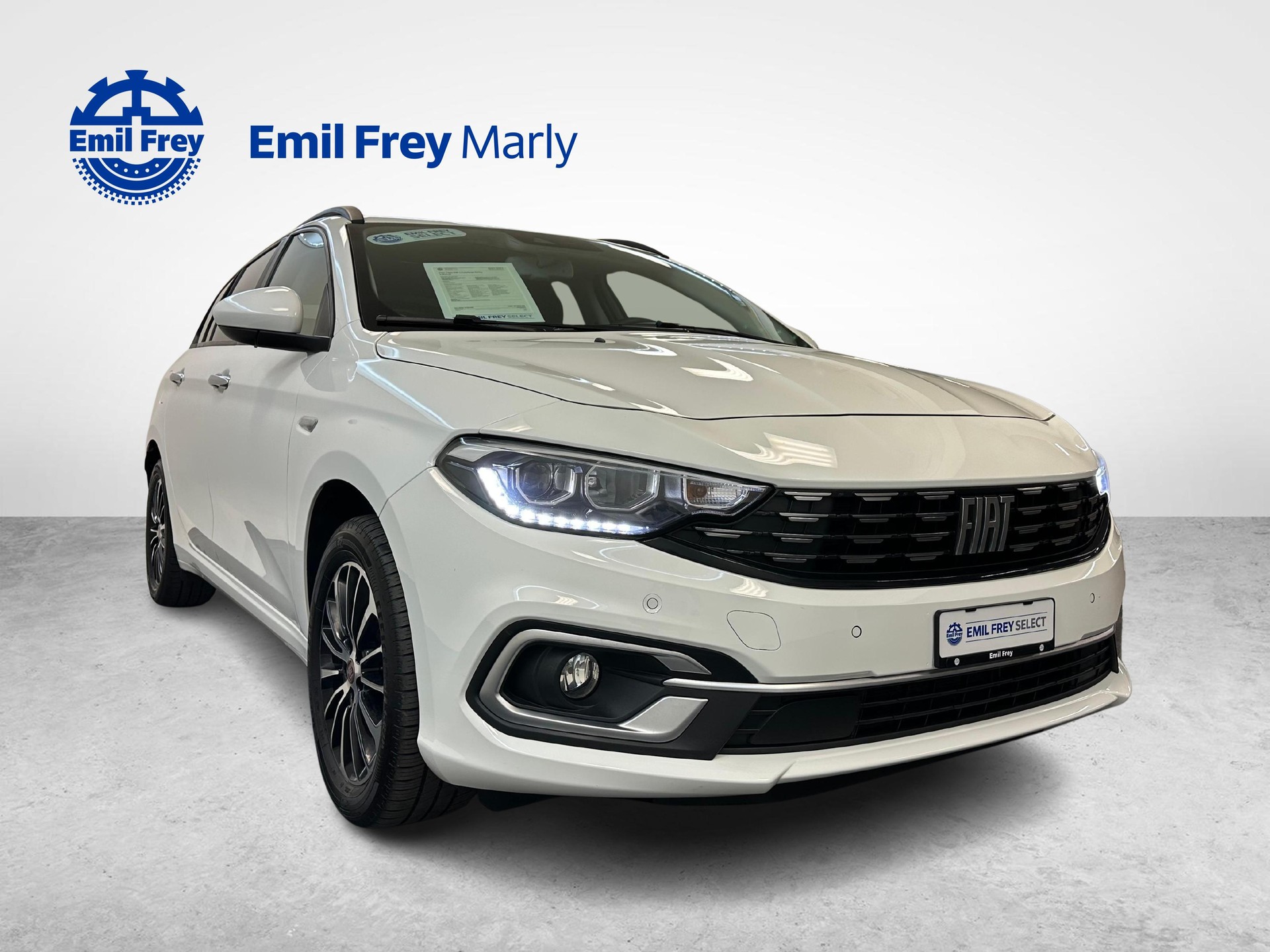 FIAT Tipo SW 1.5 Hybrid Swiss Edition-showroom-element-1