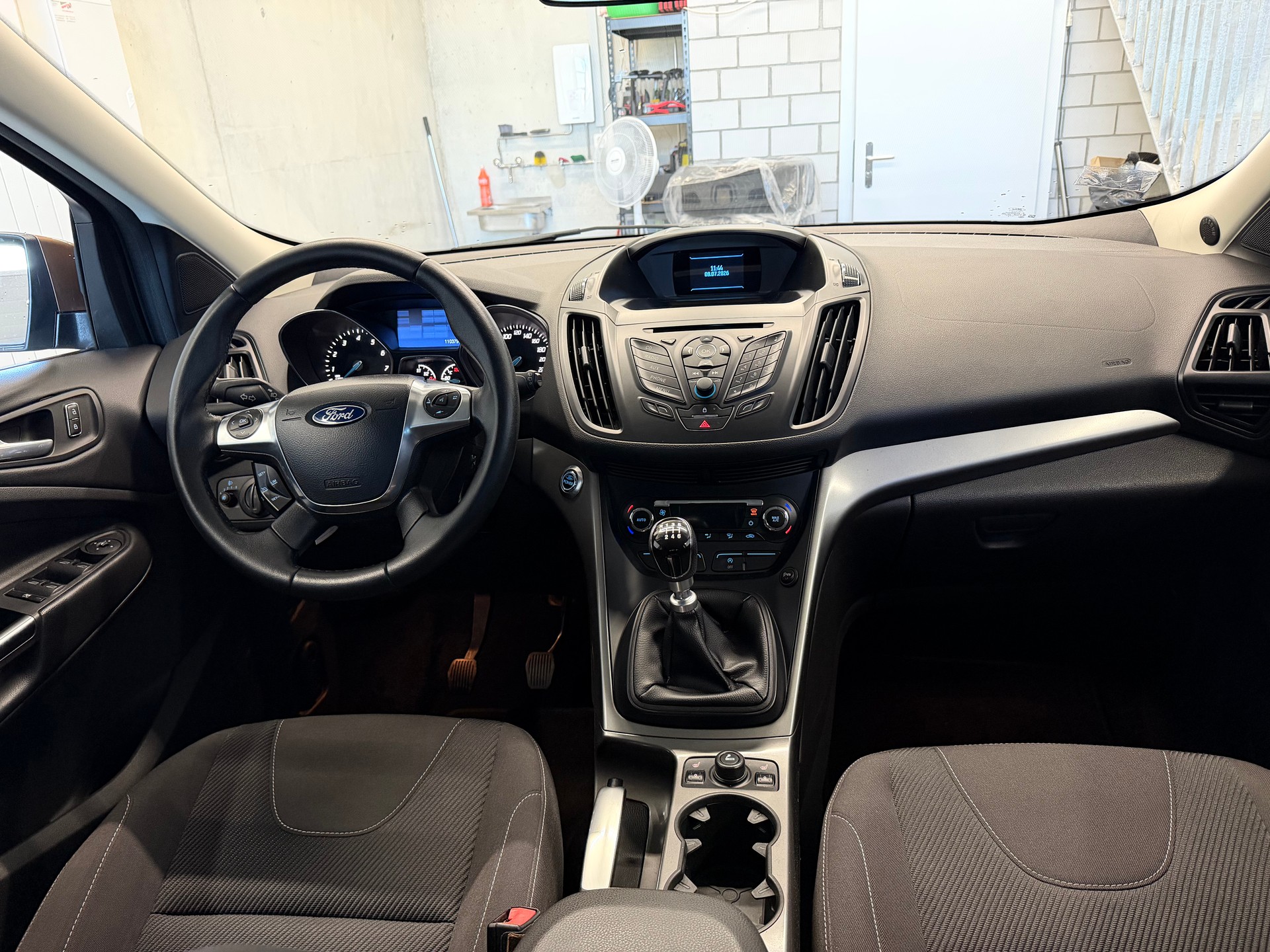 FORD Kuga 1.6 SCTi Titanium 2WD-image-9