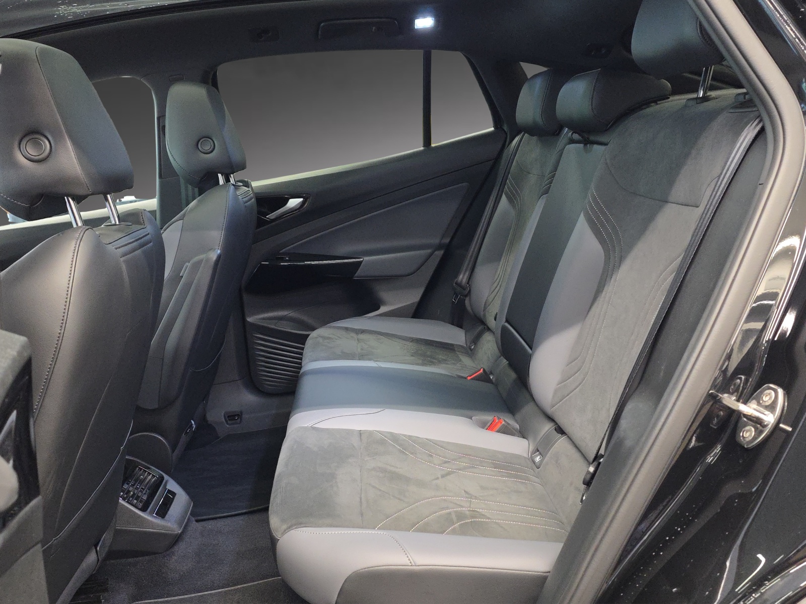 VW ID.5 Pro Performance 77 kWh-image-6
