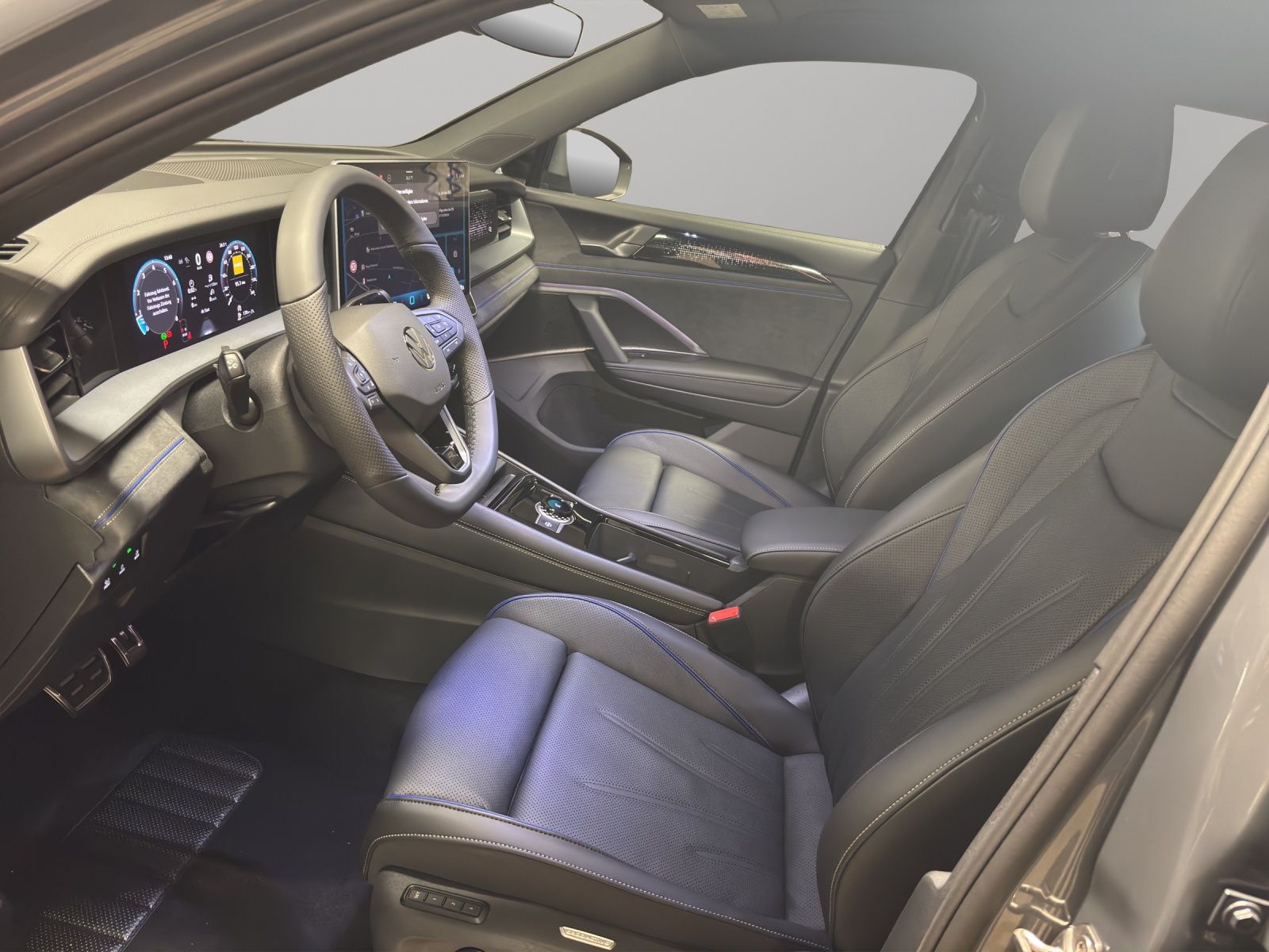 VW Tayron 2.0 TSI R-Line United DSG 4Motion-image-5