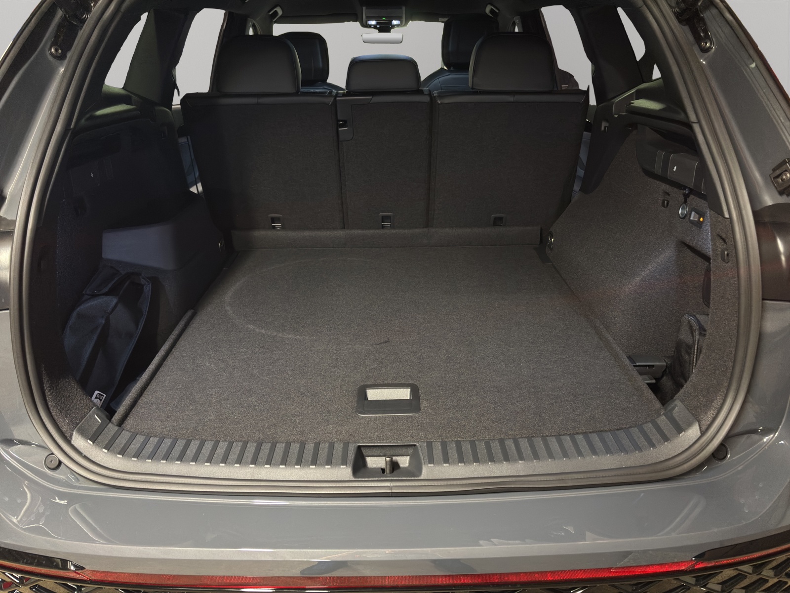VW Tayron 2.0 TSI R-Line United DSG 4Motion-image-10
