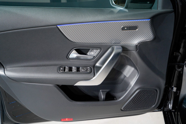 MERCEDES-BENZ A 250 4Matic 8G-DCT-image-9