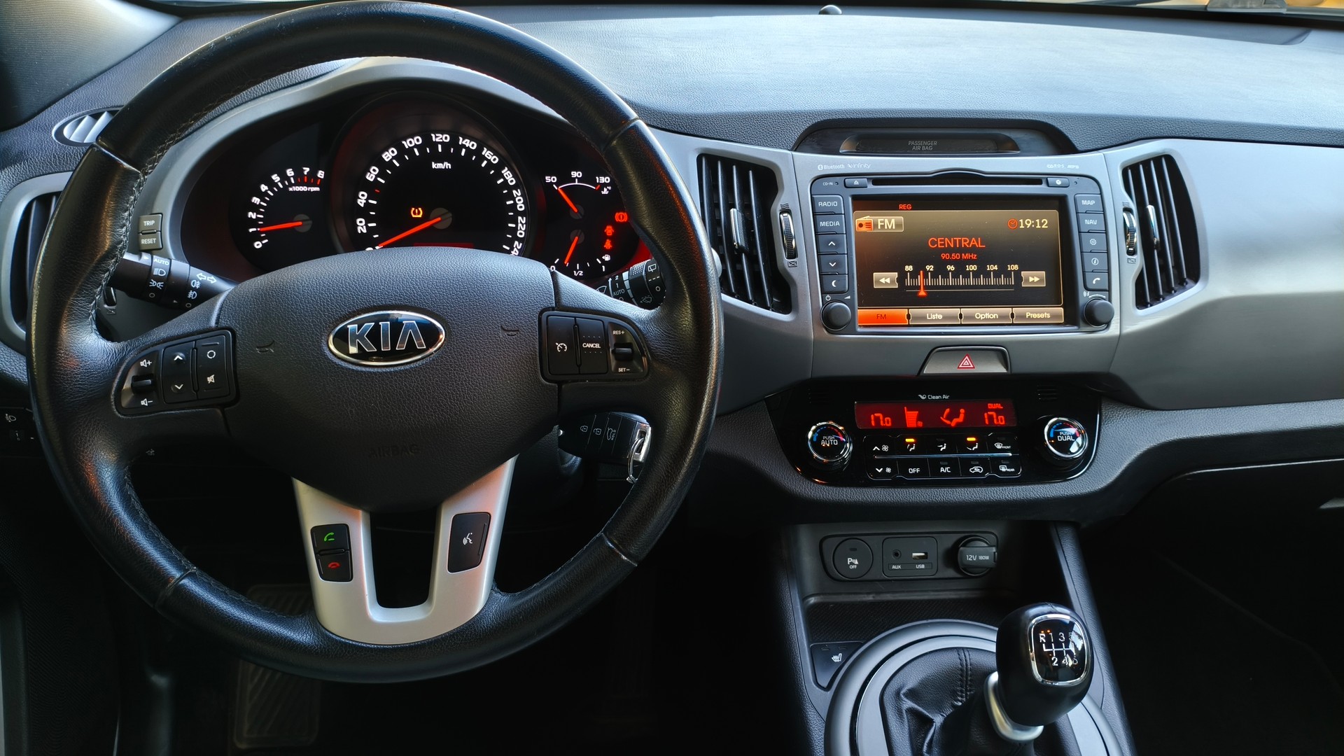 KIA Sportage 1.6 GDi Swiss Eco Edition 2WD-image-11
