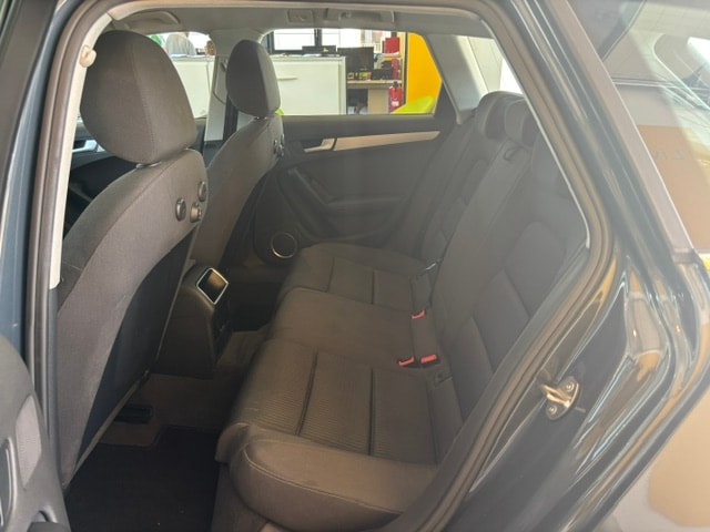AUDI A4 Avant 2.0 TDIe-image-12