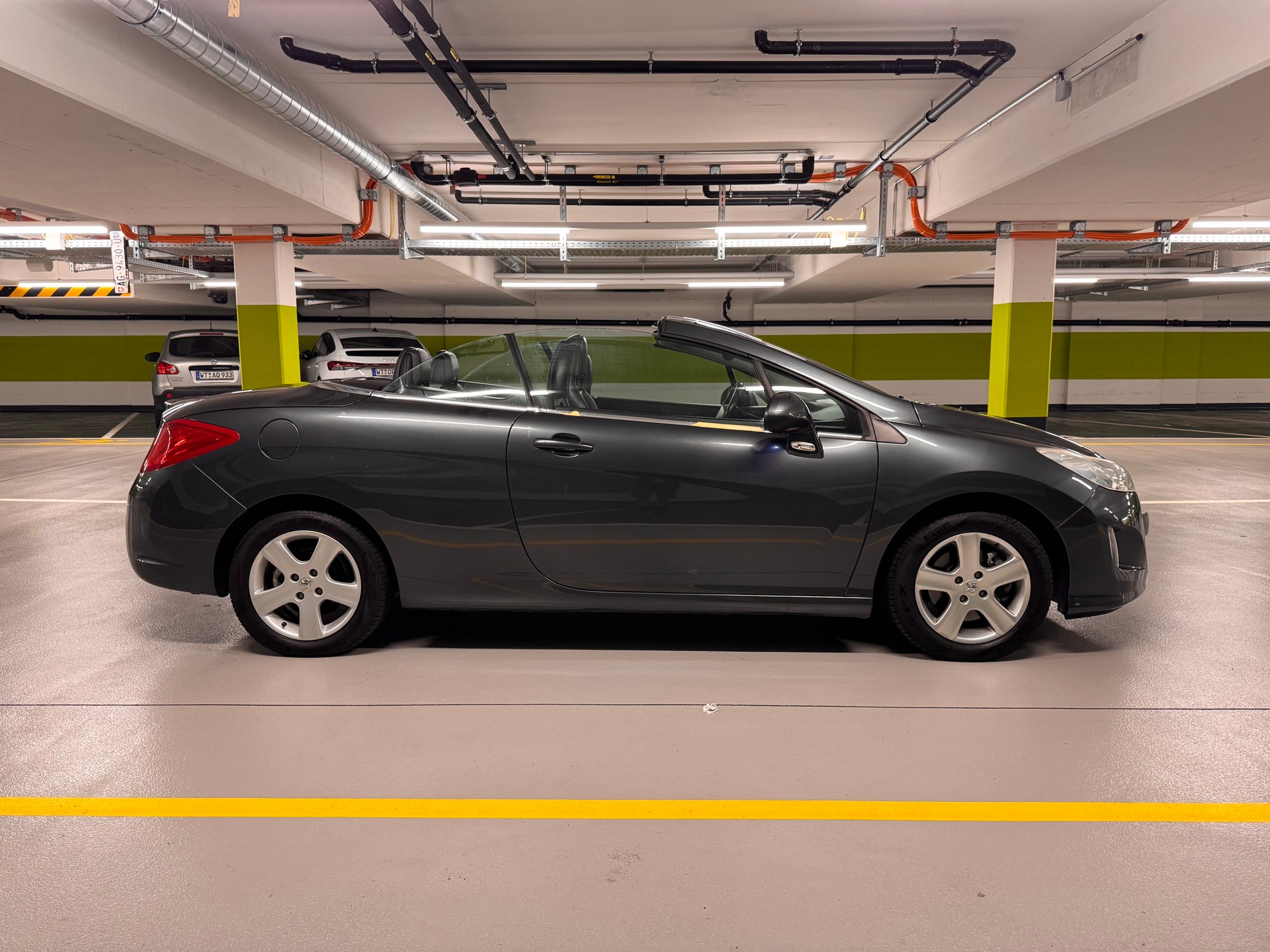 PEUGEOT 308 CC 1.6 16V Turbo Platinum Automatic-image-2