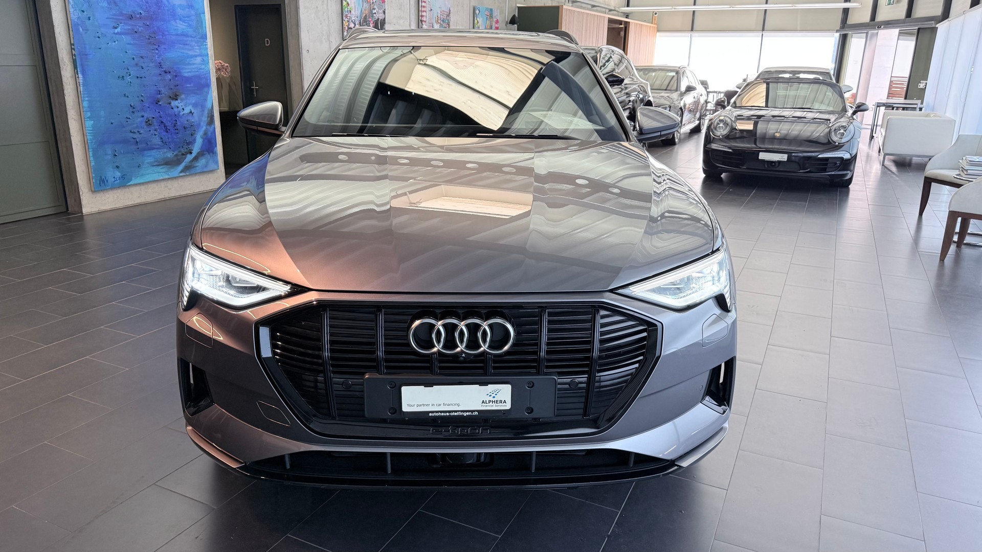 AUDI e-tron 55 Advanced quattro-image-3