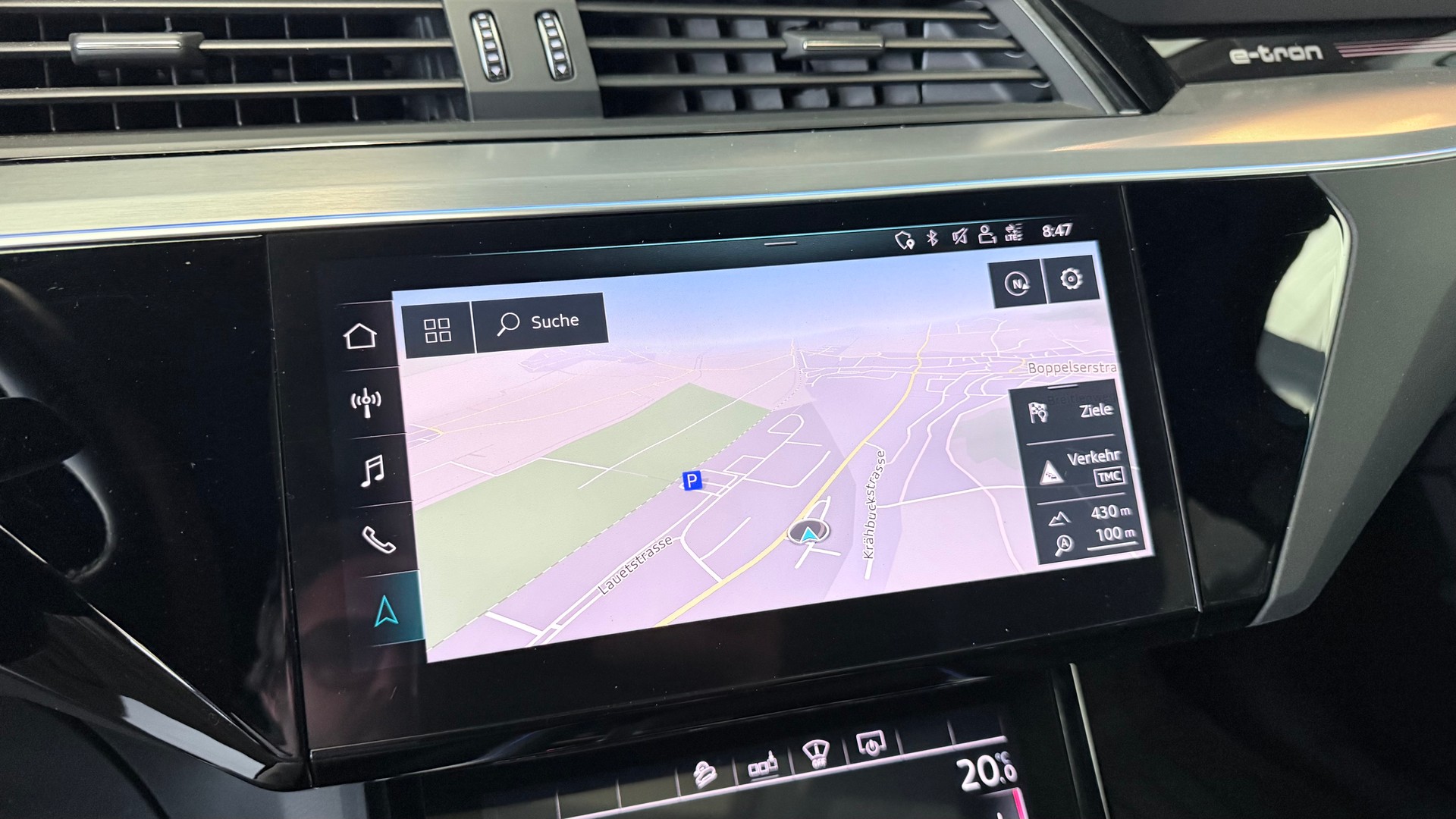 AUDI e-tron 55 Advanced quattro-image-21