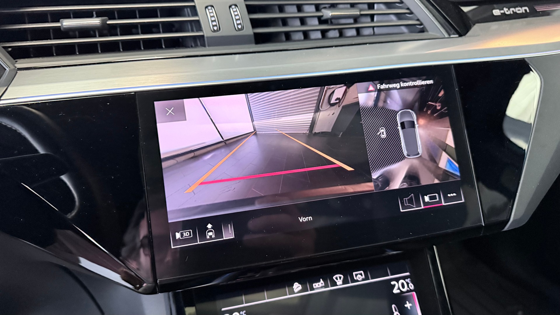 AUDI e-tron 55 Advanced quattro-image-20