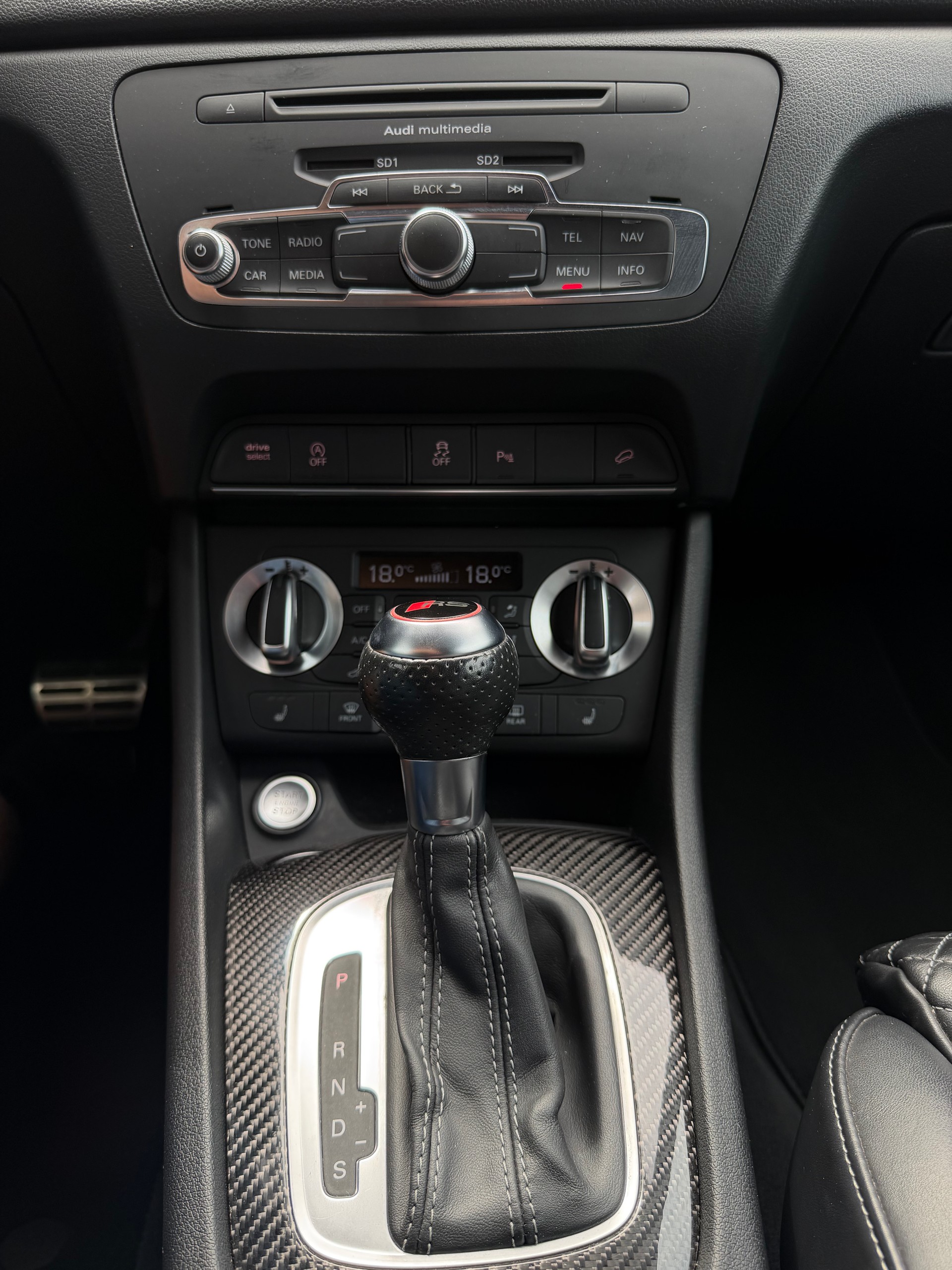 AUDI RS Q3 2.5 TFSI quattro S-tronic-image-22