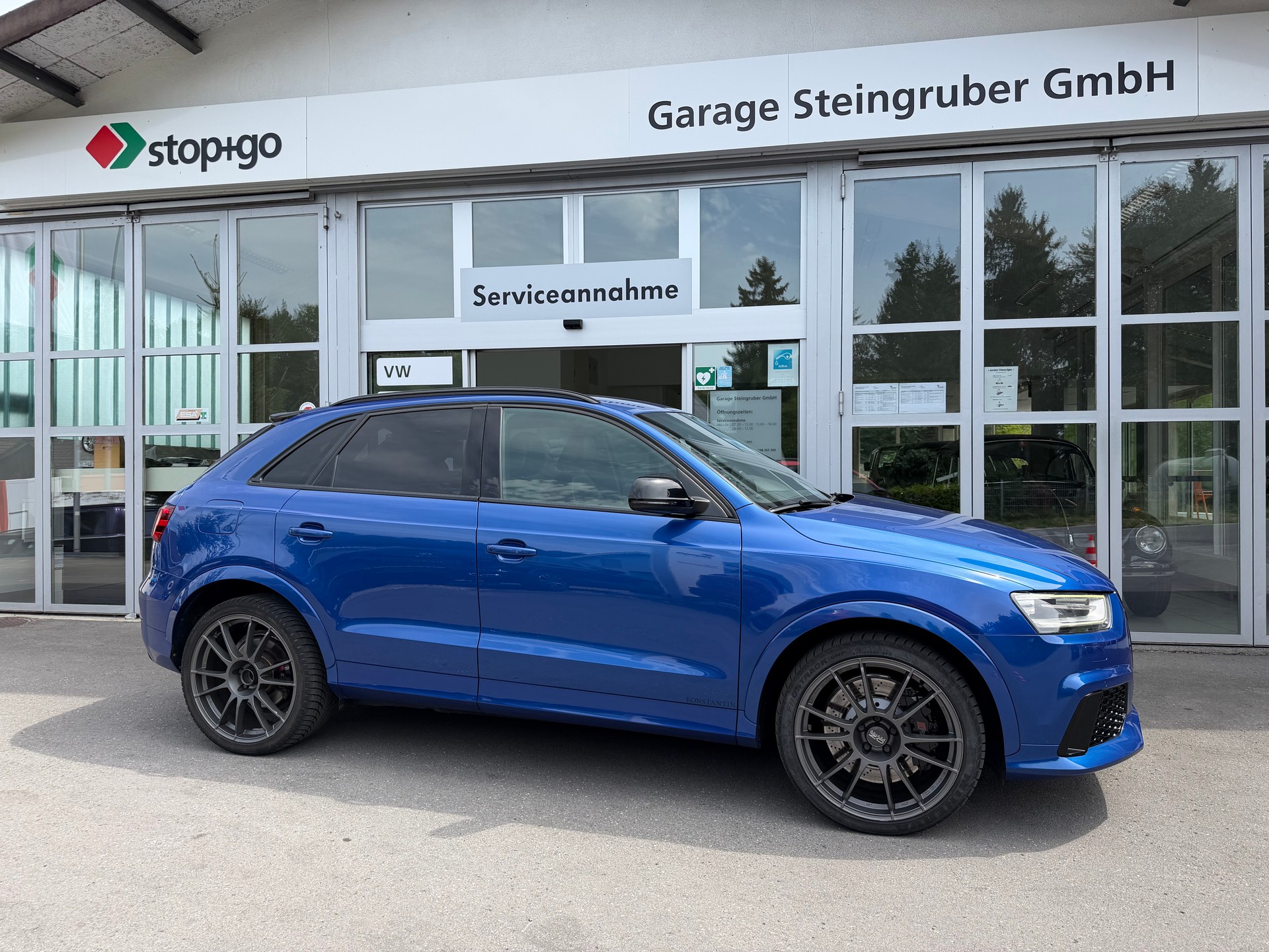 AUDI RS Q3 2.5 TFSI quattro S-tronic-image-3