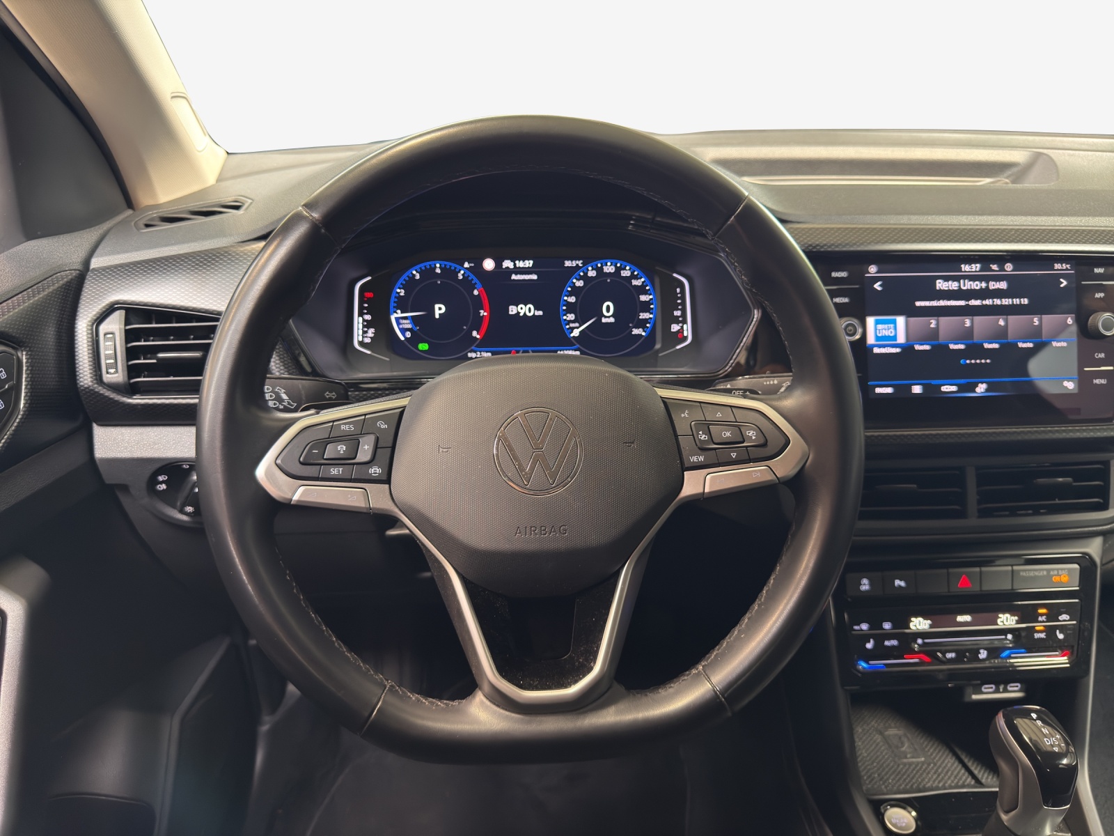 VW T-Cross 1.0 TSI Life Limited DSG-image-7