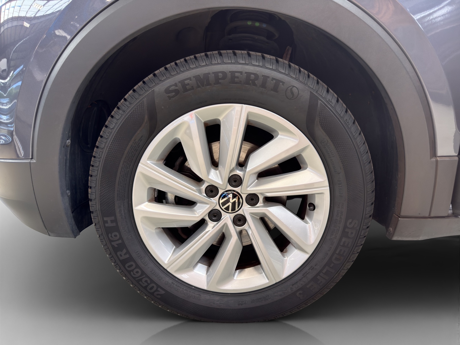 VW T-Cross 1.0 TSI Life Limited DSG-image-12