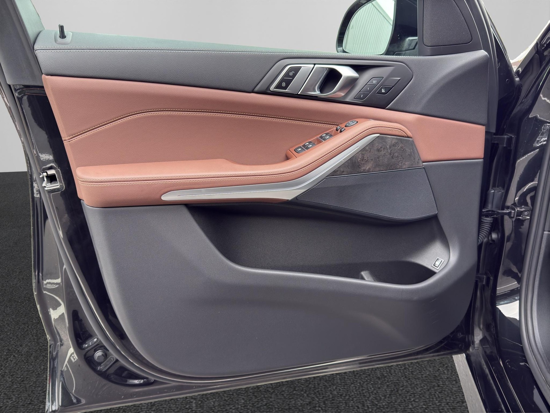 BMW X5 xDrive45e M Sport Steptronic-image-9