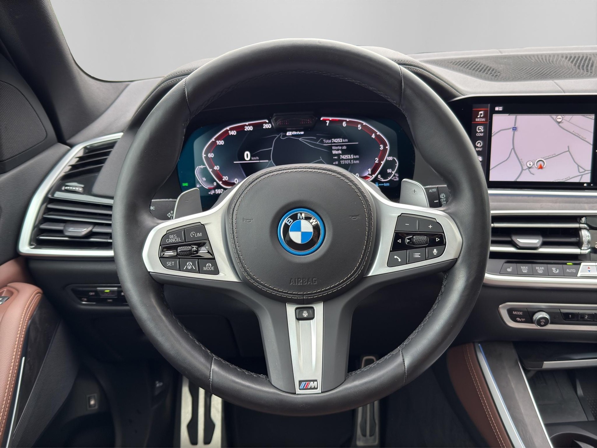 BMW X5 xDrive45e M Sport Steptronic-image-11