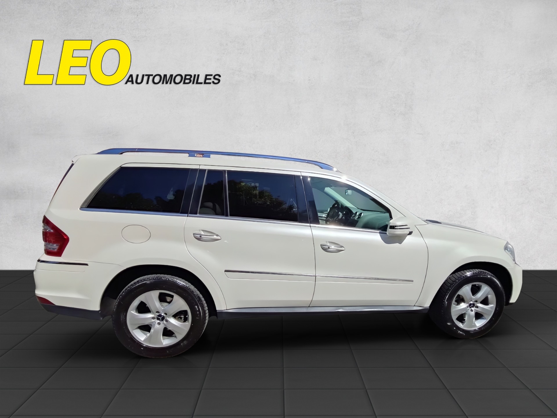 MERCEDES-BENZ GL 500 4Matic 7G-Tronic-image-5