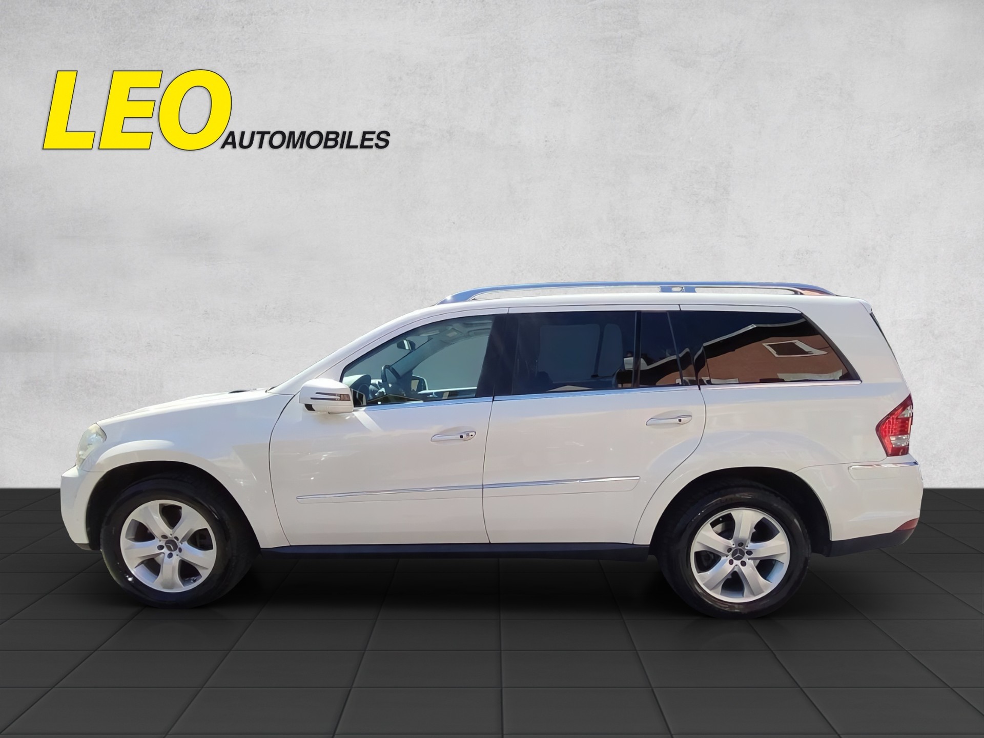 MERCEDES-BENZ GL 500 4Matic 7G-Tronic-image-4