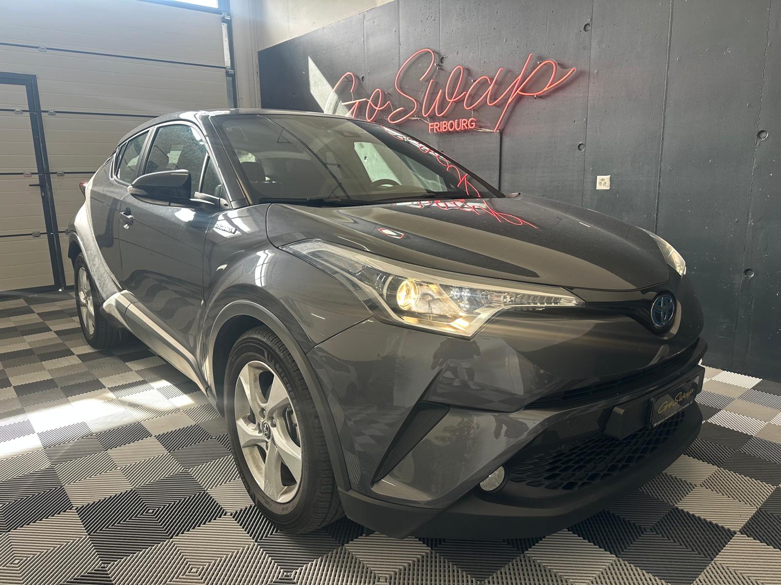 TOYOTA C-HR 1.8 HSD CVT Premium-image-7