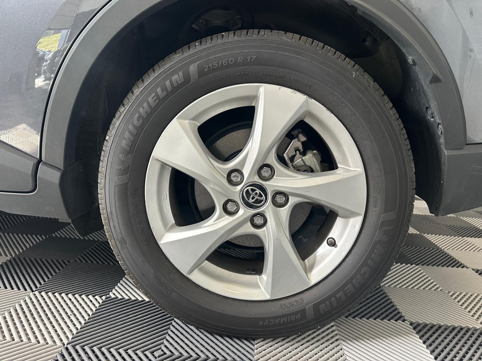 TOYOTA C-HR 1.8 HSD CVT Premium-image-29