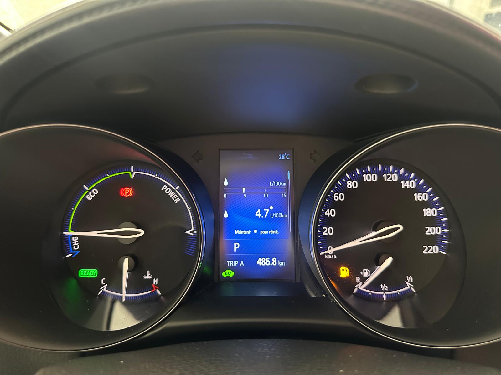 TOYOTA C-HR 1.8 HSD CVT Premium-image-20