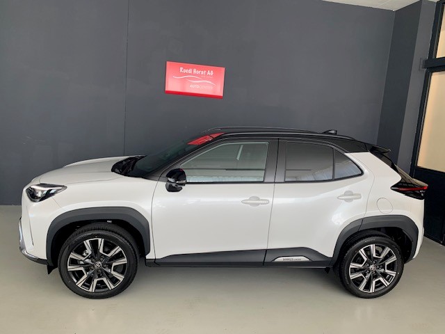 TOYOTA Yaris Cross 1.5 VVT-i HSD Premium AWD-i-image-1