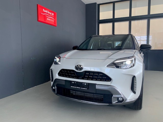 TOYOTA Yaris Cross 1.5 VVT-i HSD Premium AWD-i-image-2