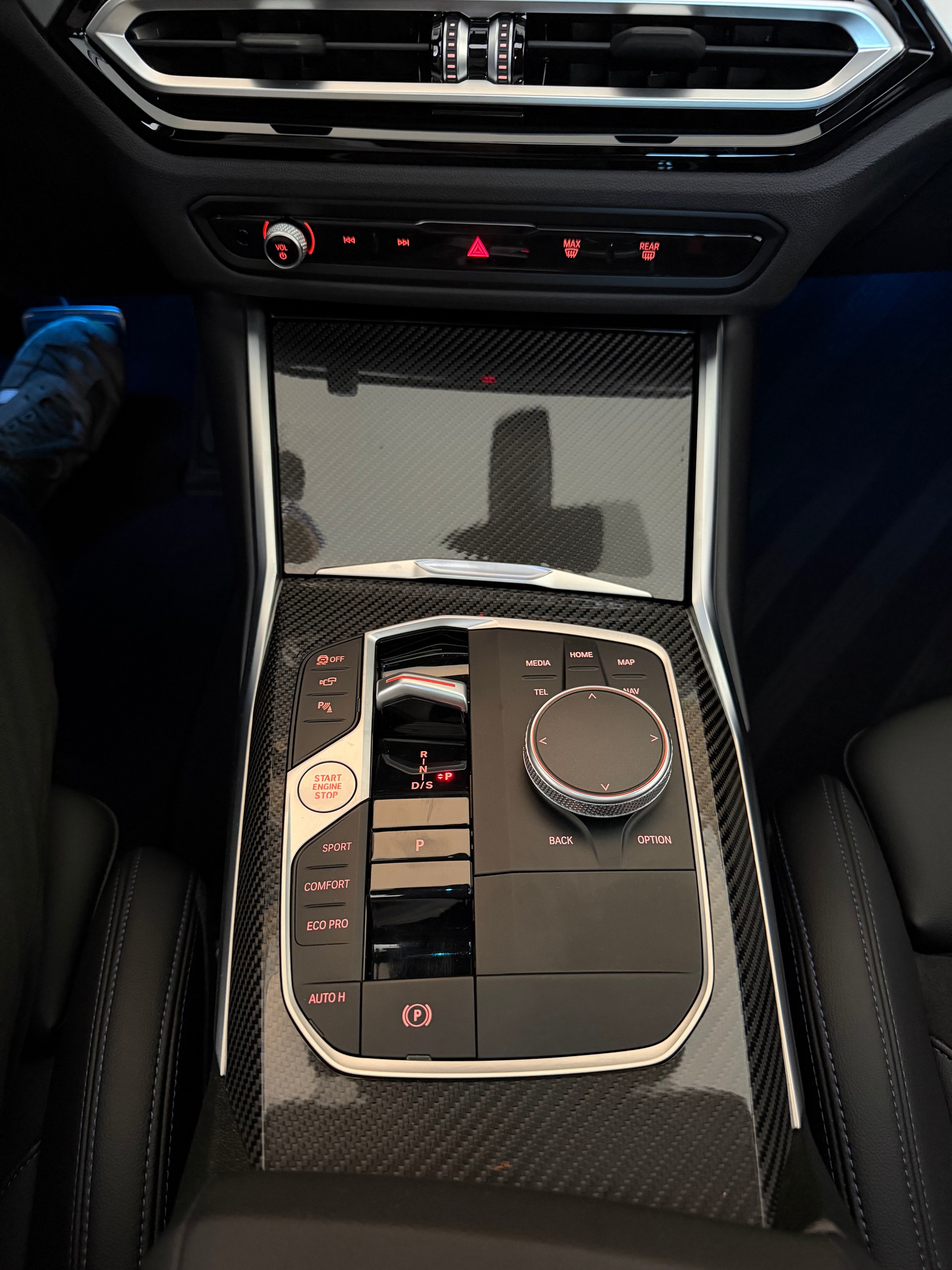 BMW M340i xDrive 48V Steptronic M Sport Pro CARBON-image-19