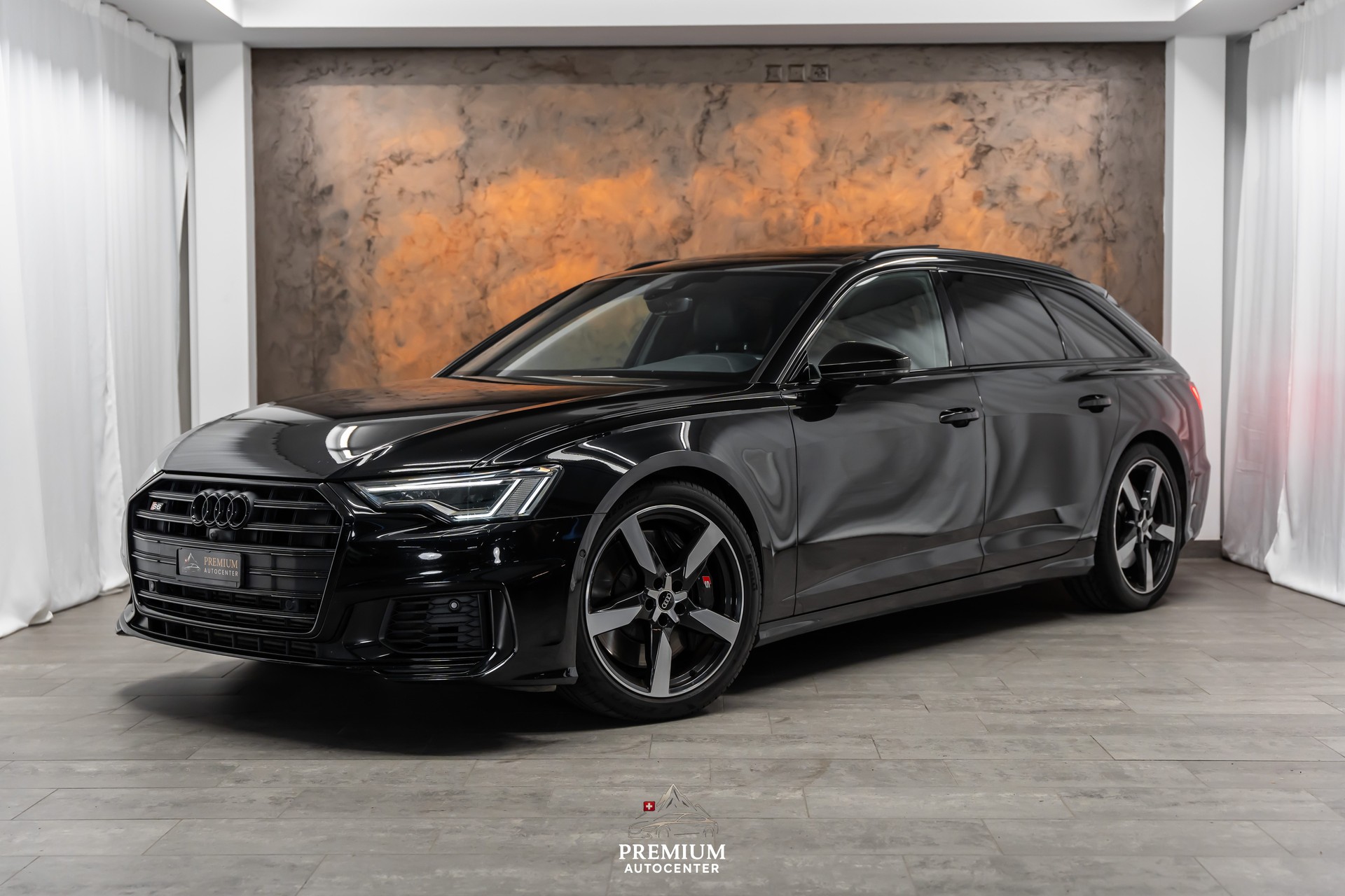 AUDI S6 Avant 3.0 TDI quattro tiptronic *Matrix*Panorama*20"Alu*360°*AHK*-image-0