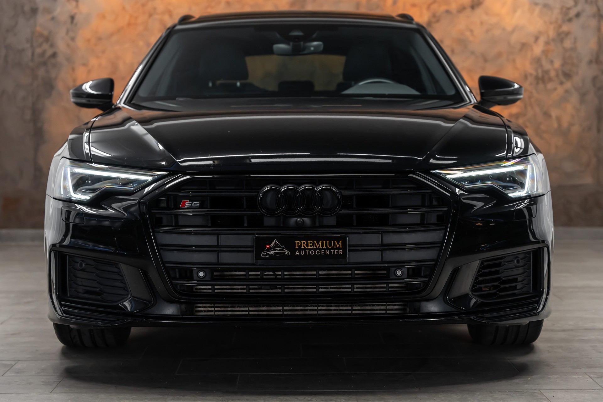 AUDI S6 Avant 3.0 TDI quattro tiptronic *Matrix*Panorama*20"Alu*360°*AHK*-image-3
