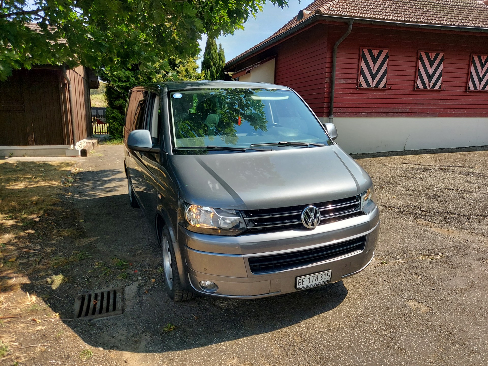 VW T5 Multivan 2.0 TDI CR 4Motion Frisch ab Mfk-image-0