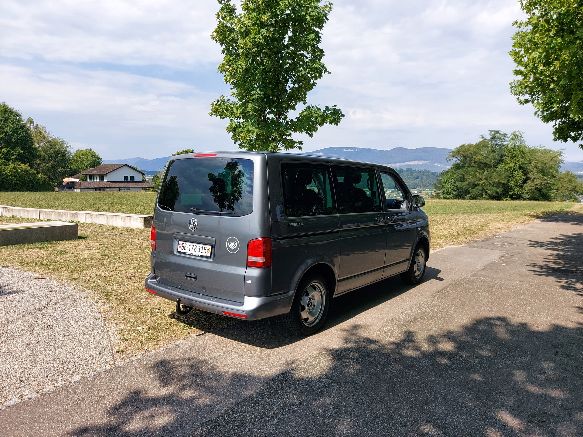 VW T5 Multivan 2.0 TDI CR 4Motion Frisch ab Mfk-image-9