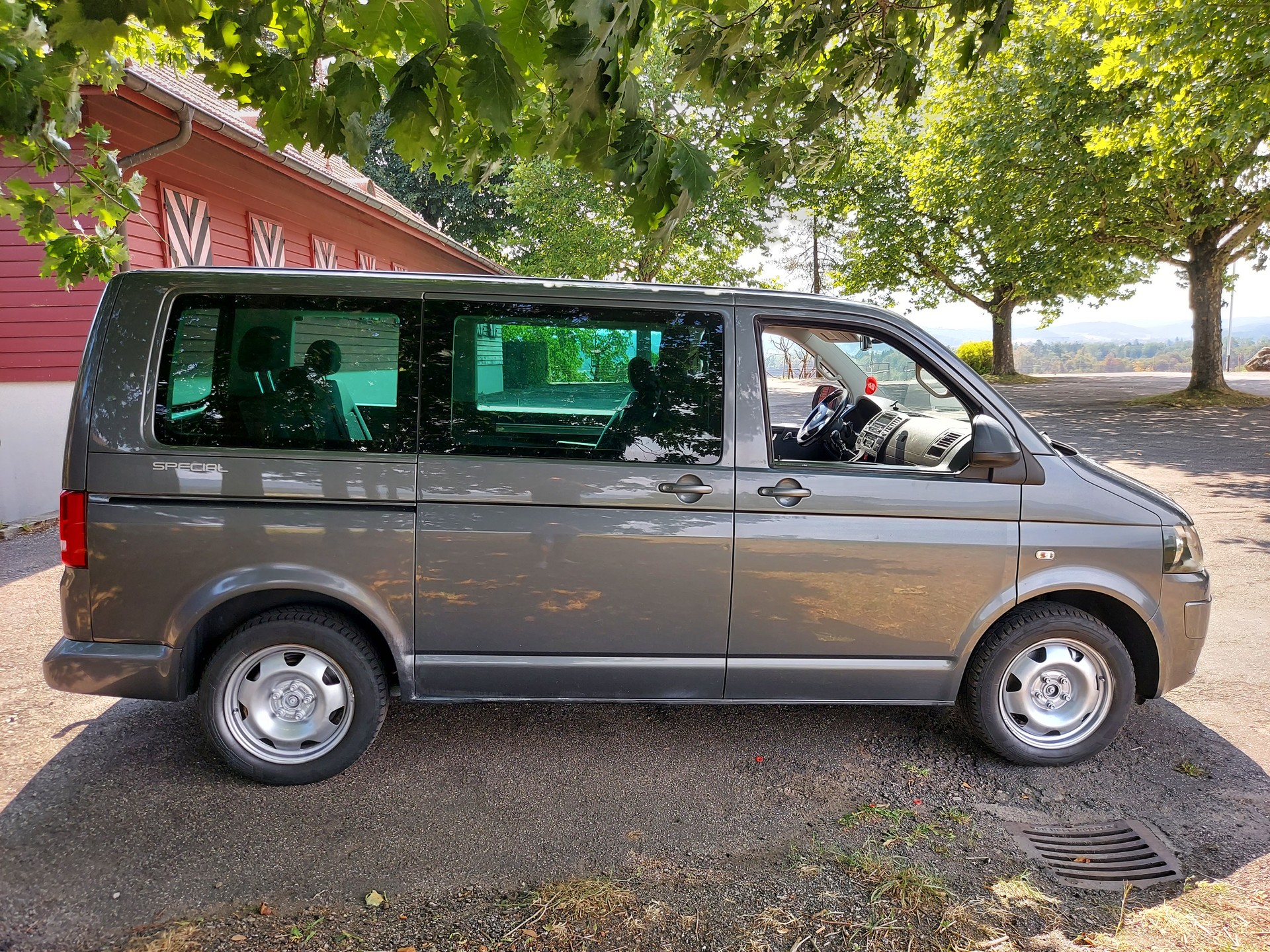VW T5 Multivan 2.0 TDI CR 4Motion Frisch ab Mfk-image-2
