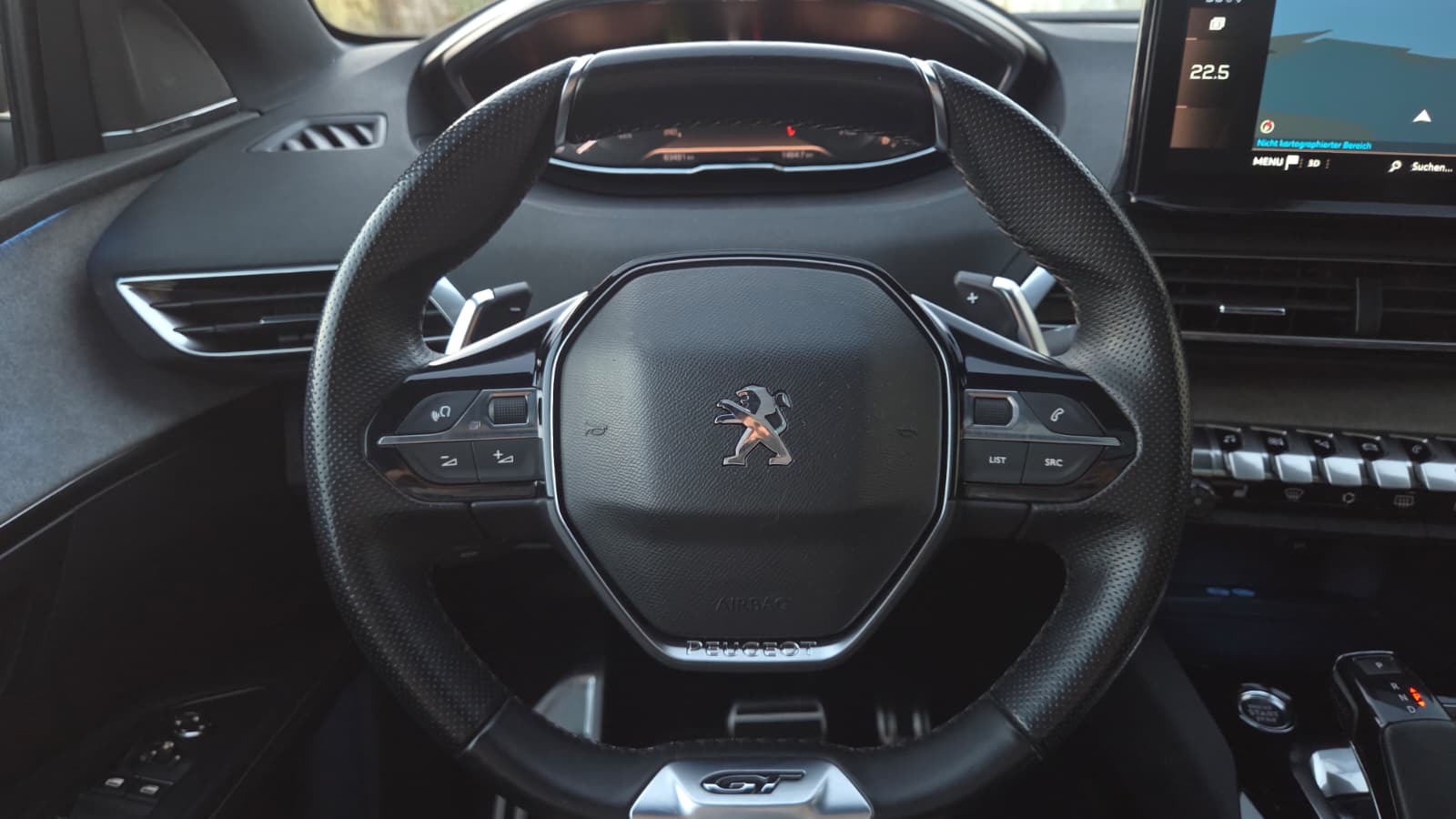 PEUGEOT 5008 1.5 BlueHDi GT Pack EAT8-image-9
