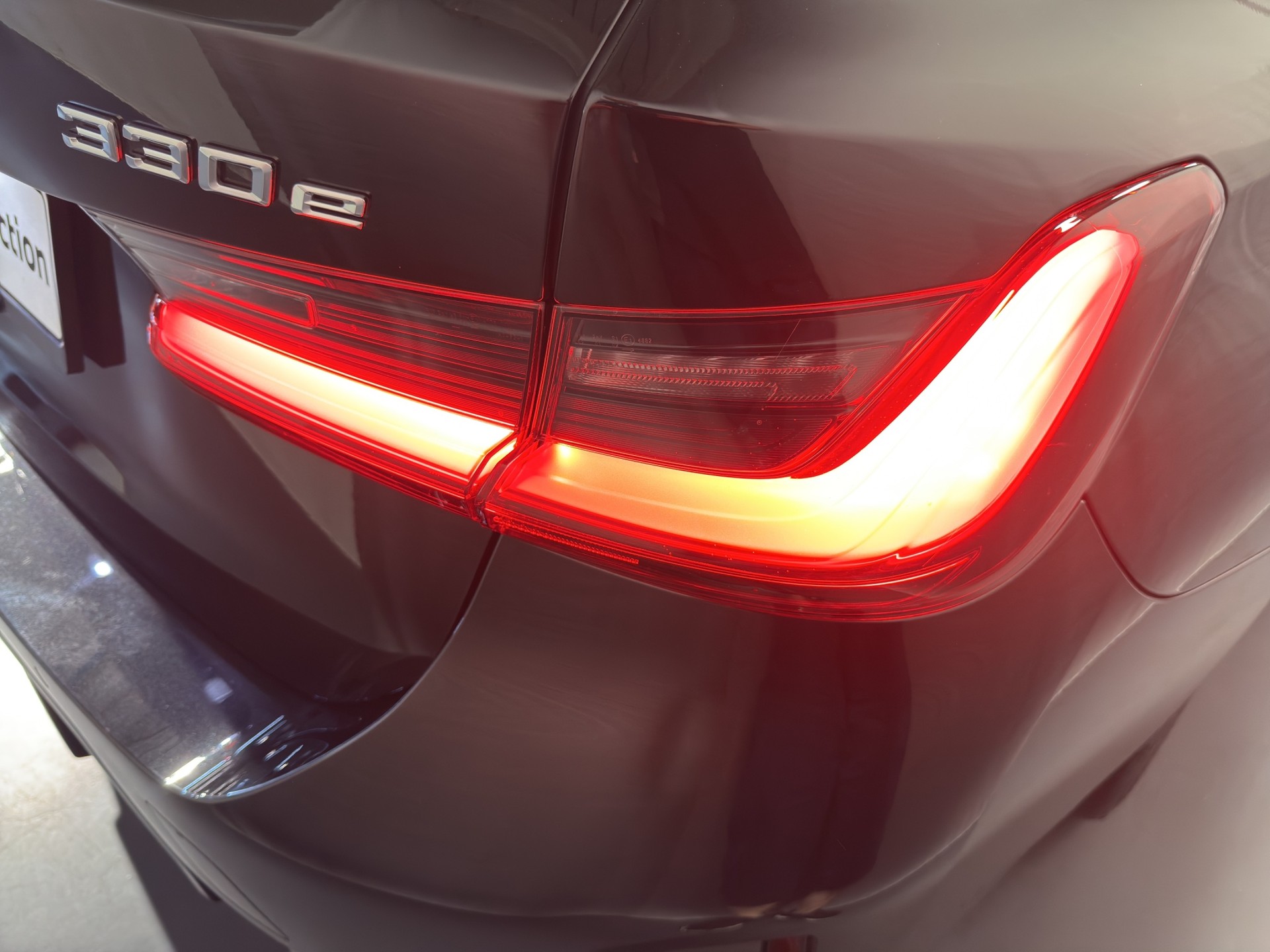BMW 330e xDrive Touring M Sport-image-6