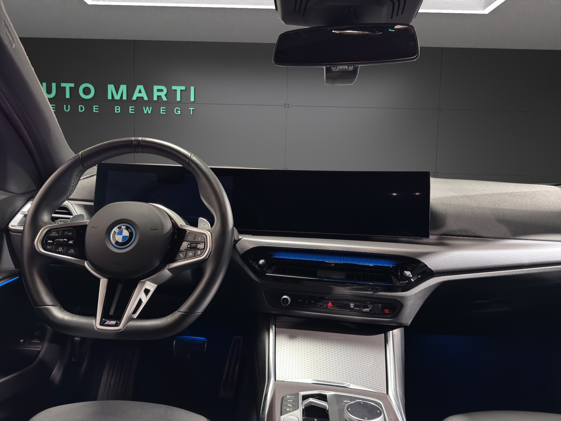 BMW 330e xDrive Touring M Sport-image-20